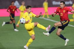 开云官网-西班牙队在欧洲联赛战场上崭露头角，成绩斐然