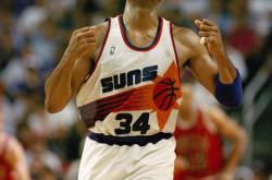 开云足球直播-包含尤文图斯官方确认签下巴克利，加强中场实力的词条