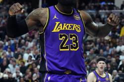 开云体育平台APP-包含湖人新秀表现抢眼，赢得全队赞誉的词条