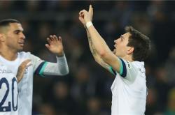 开云体育下载-沙尔克04年轻队员迅速成长，成为球队未来希望的简单介绍