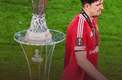 开云官方app入口-曼联中场接受采访，表示球队目标冠军