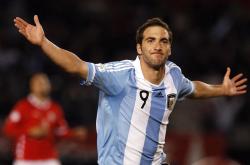 开云平台-战术棋局，湖人如何以体系压制太阳，重绘季后赛版图