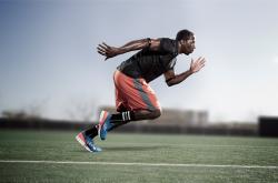 开云下载-当利刃切开铁幕，英格拉姆如何用一场比赛重新定义不可防守