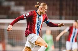 开云官方app入口-北马其顿队在比赛中大胜对手，晋级欧锦赛