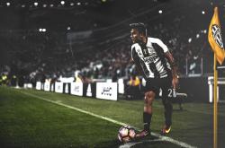 开云官方app入口-当巴斯克雄狮咆哮时，莱万在欧冠之巅加冕—足球世界里的唯一性证明