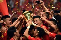 开云下载-亚洲选手实现历史性突破，震撼世界的简单介绍