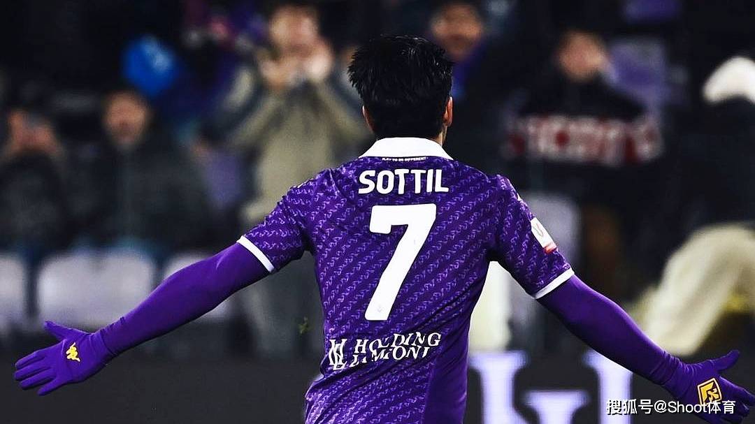 萨索洛绝杀佛罗伦萨，豪取三分领跑的简单介绍