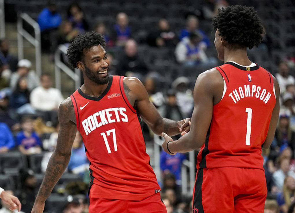 火箭逆转独行侠，取得三连胜