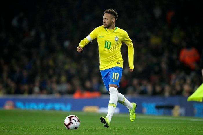 欧洲篮球传奇再现：西班牙巨星回归母队谱写新篇章的简单介绍