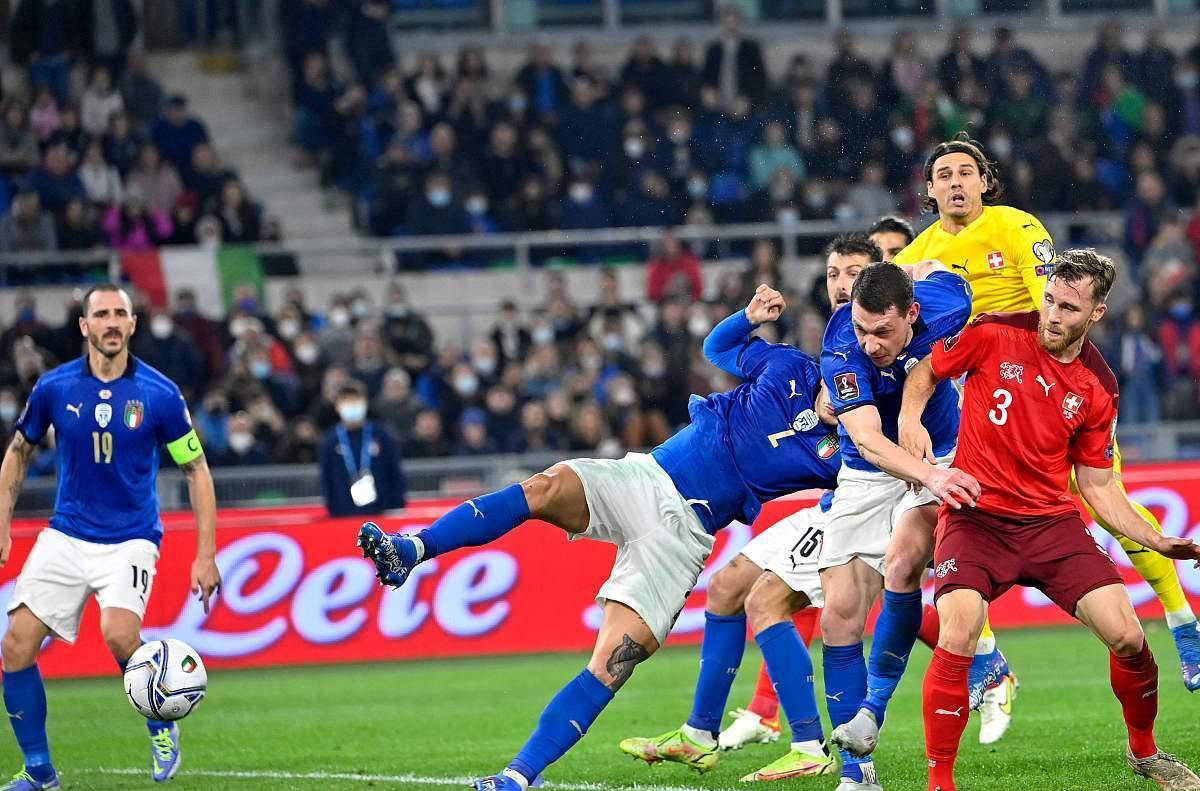 意大利队击败北马其顿，晋级欧冠赛