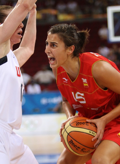 包含独家揭秘：阿尔巴在比赛中的胜利秘密的词条