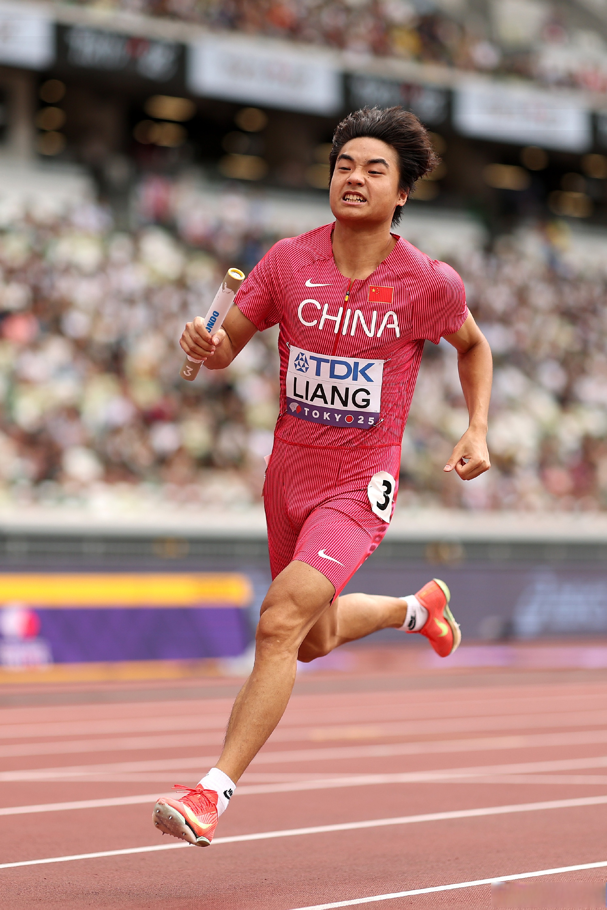 意大利田径选手刷新个人最好成绩的简单介绍