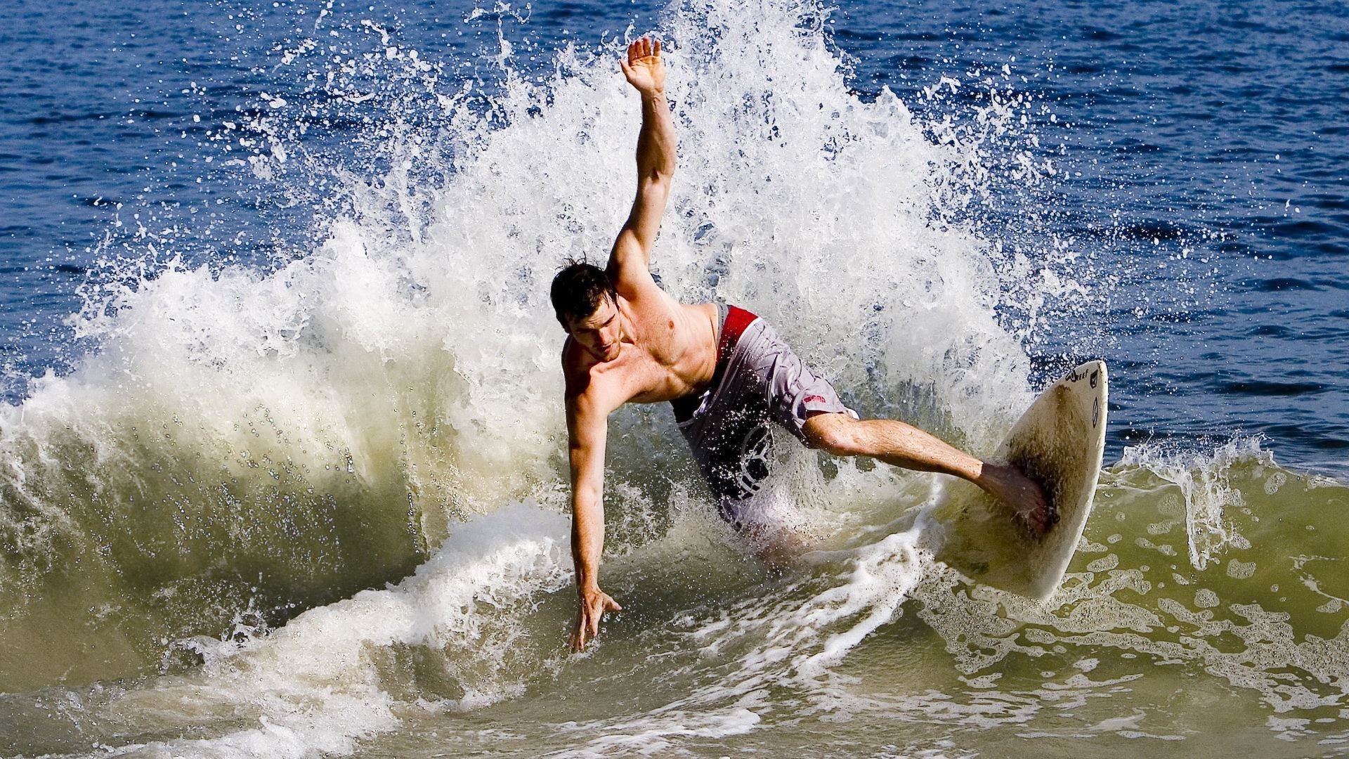 节奏为王，利拉德如何以唯一方式主宰雄鹿对阵新疆之战