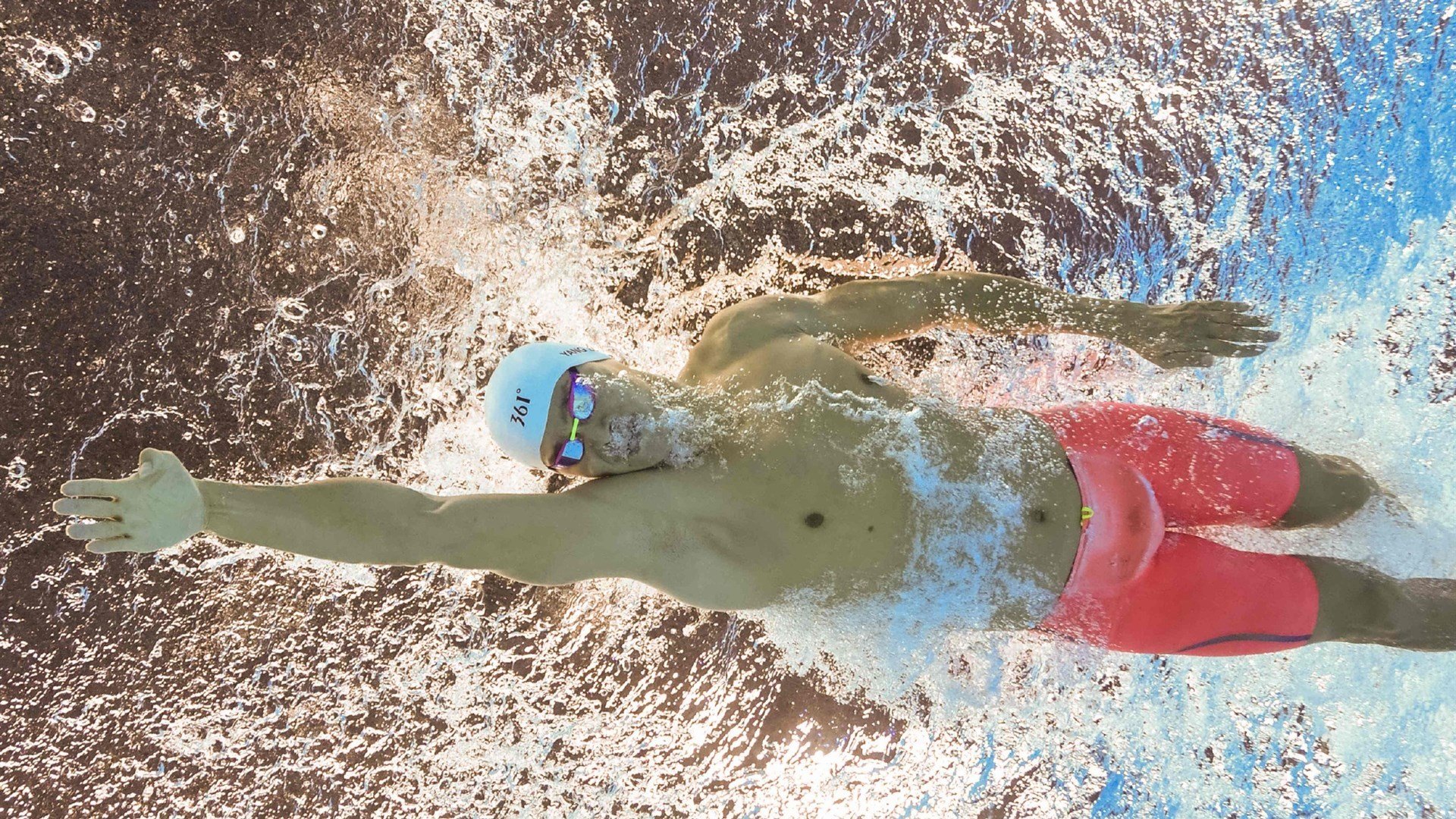 双城记，突尼斯战术碾压里昂，卢卡库德甲争冠战展统治力