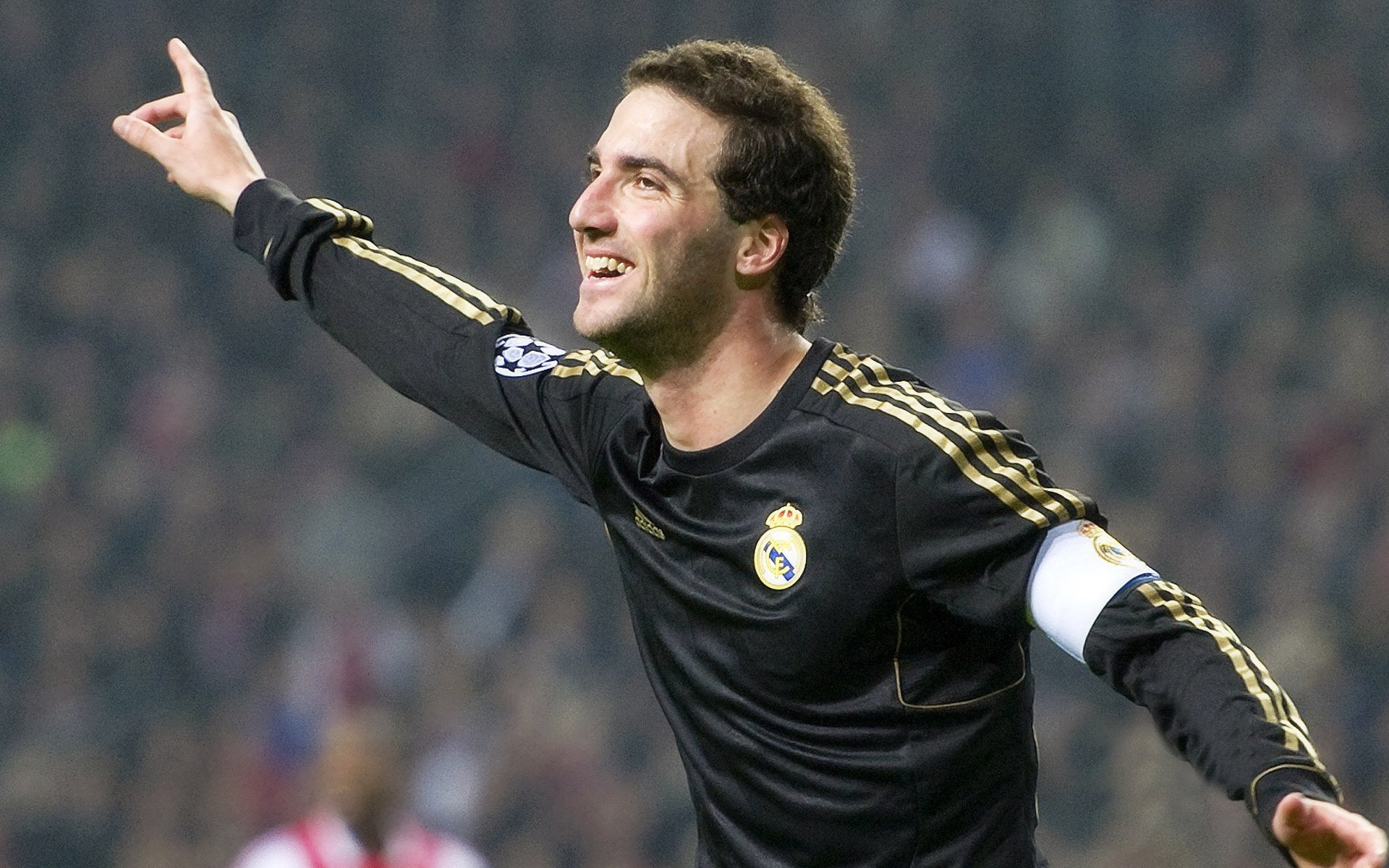 凯恩一剑封喉，拜仁硬仗力克切尔西彰显王者底蕴