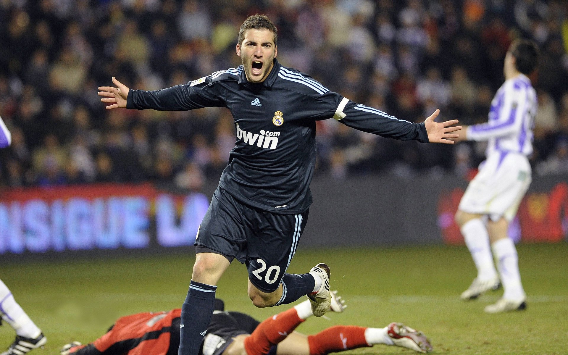 欧冠决赛之夜，罗德里戈存在感拉满，从替补奇兵到胜负主宰